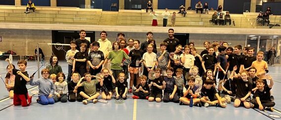 Evenement-avril Photo de groupe à l'occasion d'un évènement jeunes avant les vacances de Pâques.